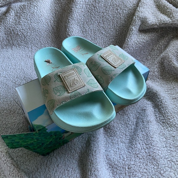 Animal Crossing X Puma Slides - Picture 2 of 4